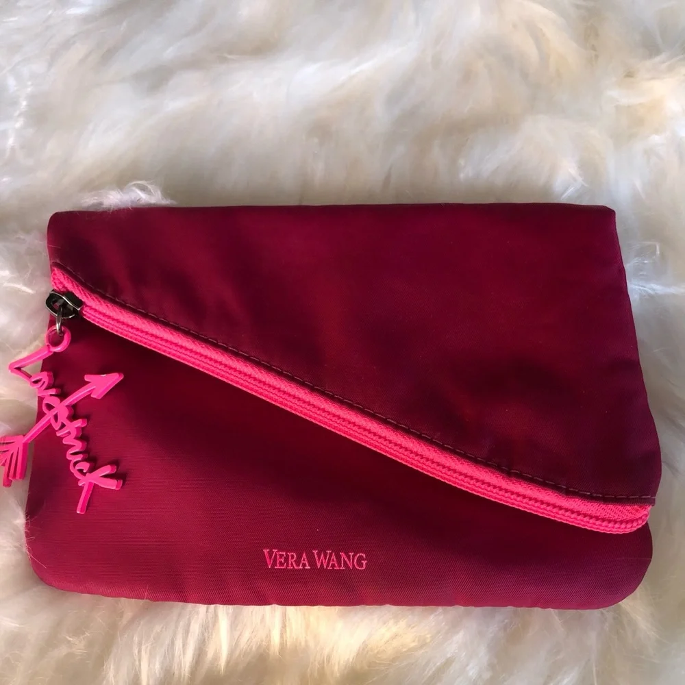 Pink Vera Wang Cosmetic purse - Picture 1 of 2